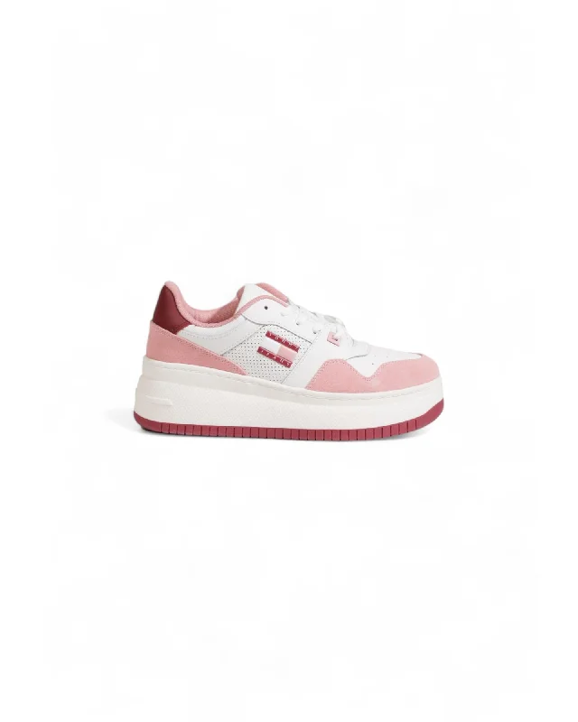 Tommy Hilfiger Leather Sneakers with Rubber Sole and Lace Fastening in Pink